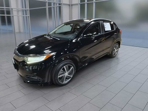 Used 2020 Honda HR-V Touring image 4