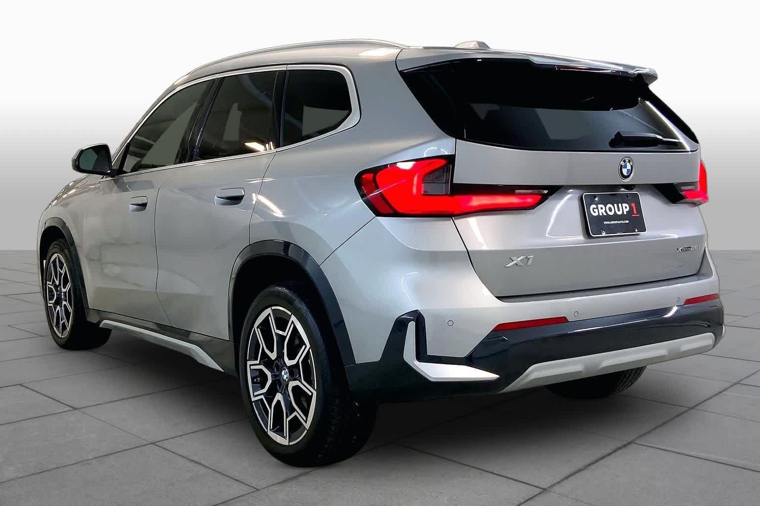 Used 2025 BMW X1 xDrive28i w/ Premium Package AWD/4WD image 11