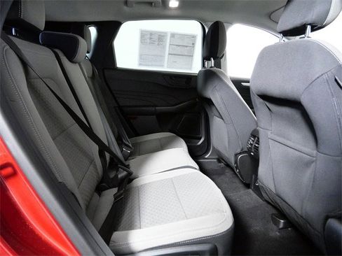 Certified 2022 Ford Escape SE w/ Cold Weather Package image 12