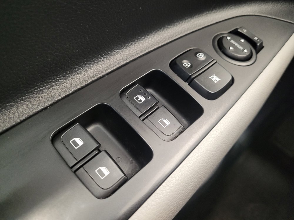 Used 2023 Kia Rio S w/ Technology Package FWD image 27