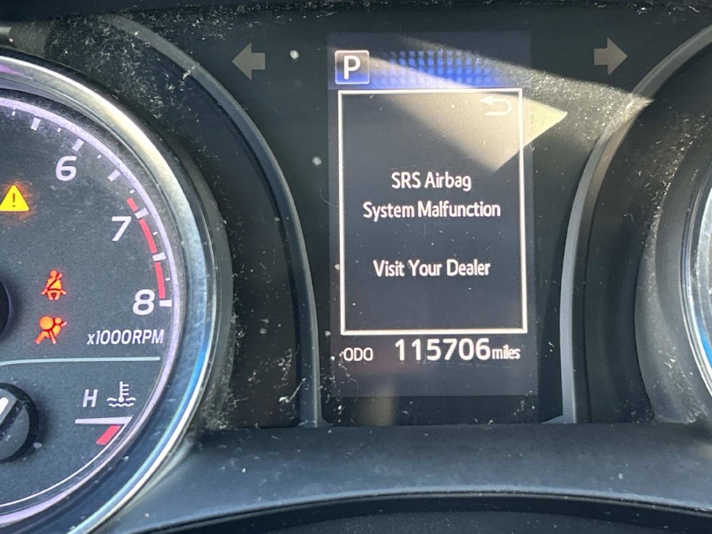 Used 2018 Toyota Camry SE FWD image 13