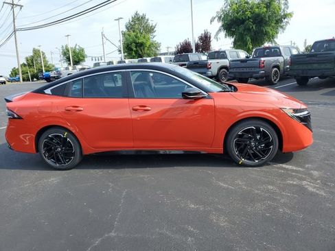 New 2026 Nissan Sentra SR w/ SR All Weather Package FWD image 8