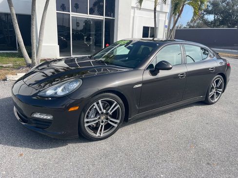 Used 2011 Porsche Panamera image 36