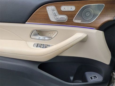 Used 2021 Mercedes-Benz GLE 350 image 26