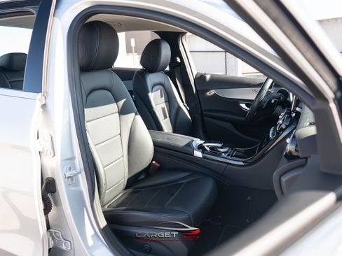 Used 2015 Mercedes-Benz C 300 C 300 w/ Hands-Free Access Package image 17