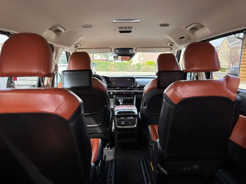 Used 2022 Kia Carnival SX FWD image 22