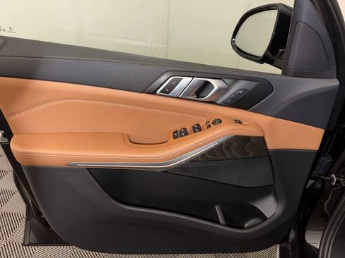 Used 2023 BMW X5 xDrive40i w/ Premium Package AWD/4WD image 13