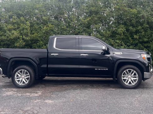 Used 2020 GMC Sierra 1500 SLT RWD image 10