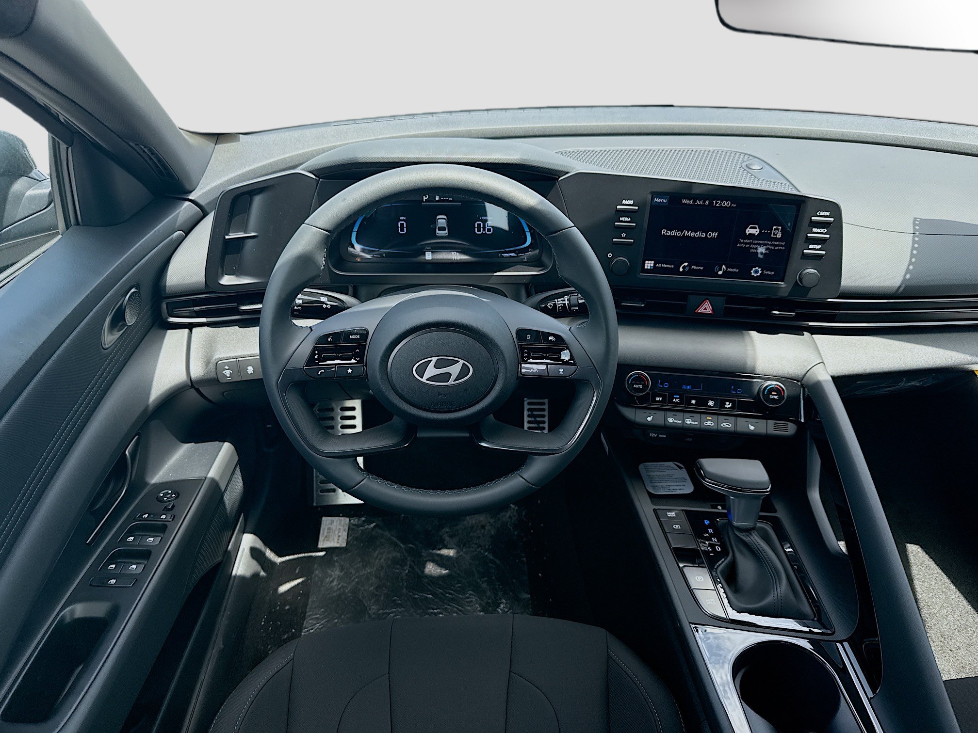 New 2026 Hyundai Elantra SEL Sport Premium FWD image 15