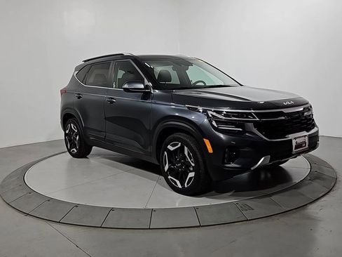 Used 2024 Kia Seltos SX image 8