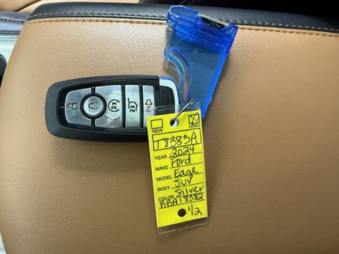 Used 2024 Ford Edge Titanium w/ Titanium Elite Package image 31