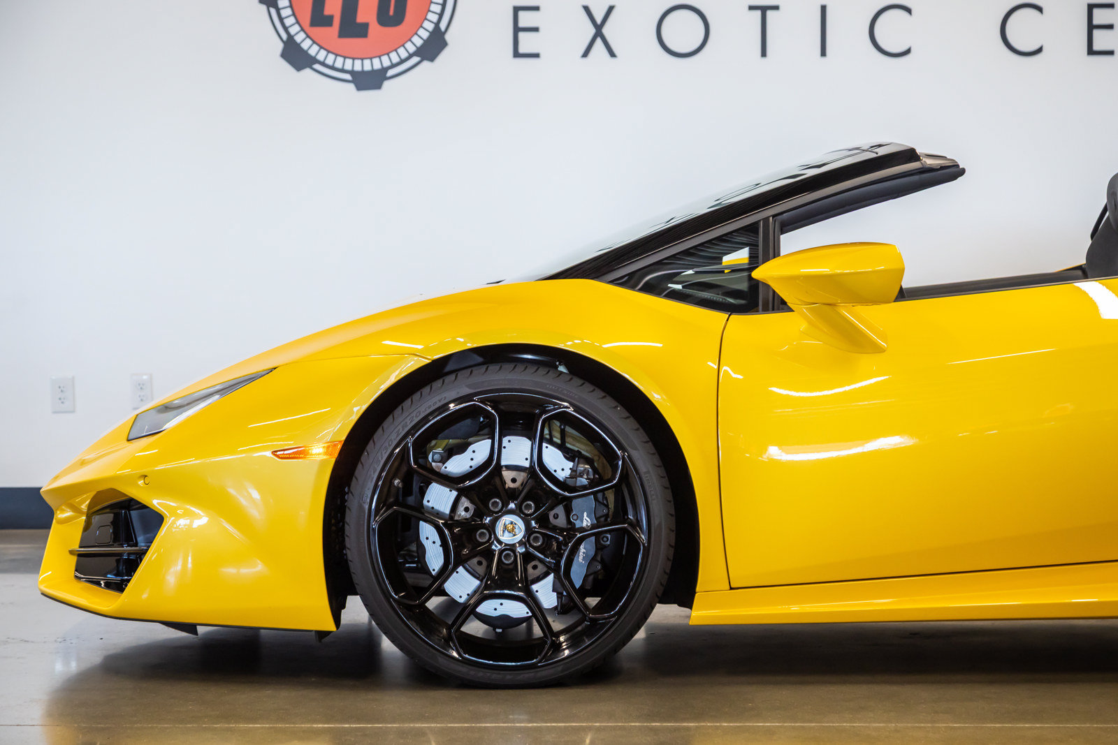 Used 2018 Lamborghini Huracan LP 580-2 RWD image 20