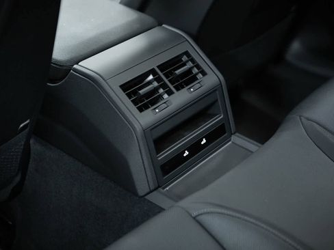 New 2026 Porsche Panamera RWD image 35