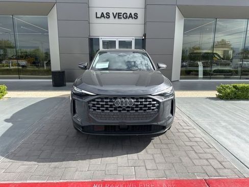 Used 2025 Audi Q5 Premium Plus AWD/4WD image 2