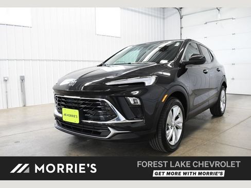 Used 2025 Buick Encore GX Preferred FWD image 1