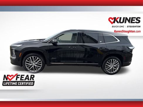 Used 2025 Buick Enclave Avenir w/ Trailering Package, 5000 lbs. image 8