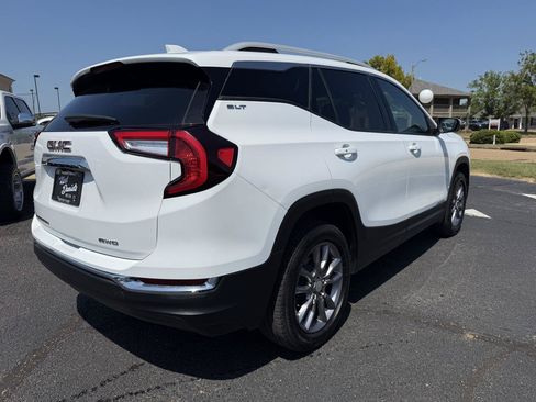Used 2023 GMC Terrain SLT AWD/4WD image 6
