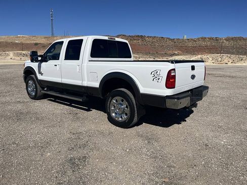 Used 2015 Ford F350 Lariat w/ Chrome Package image 6