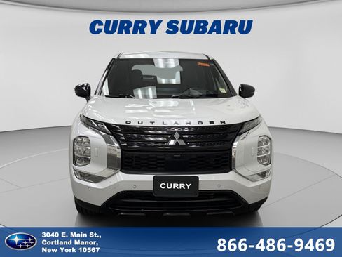 Used 2023 Mitsubishi Outlander SE AWD/4WD image 8