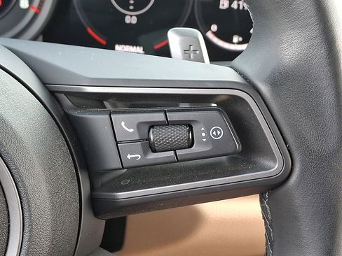 Used 2023 Porsche 911 Carrera image 20