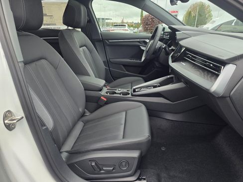 Used 2023 Audi Q4 e-tron Premium Plus RWD image 27
