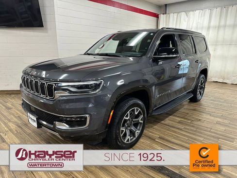 Certified 2024 Jeep Wagoneer Series III AWD/4WD image 1