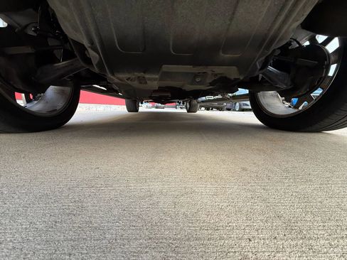 Used 2019 GMC Yukon XL Denali w/ Denali Ultimate Package image 22