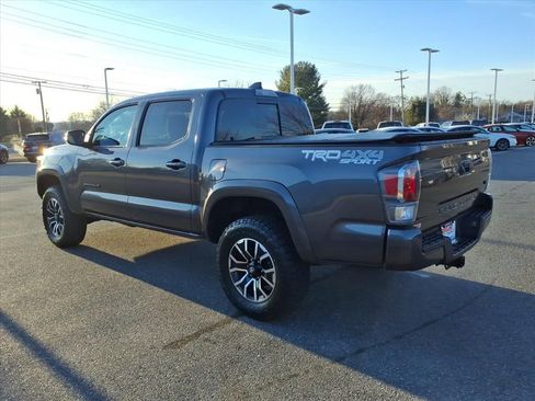 Used 2021 Toyota Tacoma TRD Sport image 12