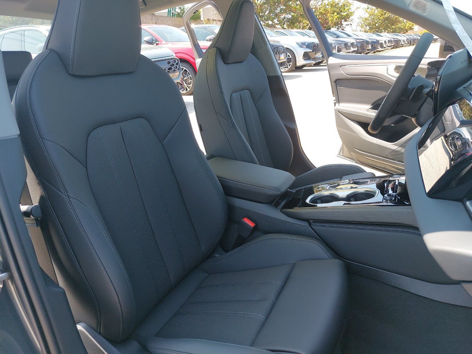 New 2026 Audi A6 Premium Plus AWD/4WD image 10