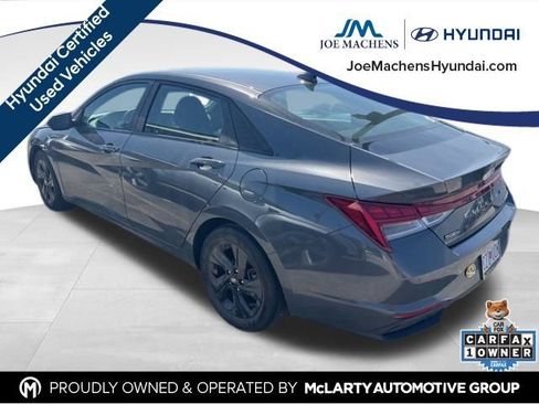 Used 2023 Hyundai Elantra Blue image 2