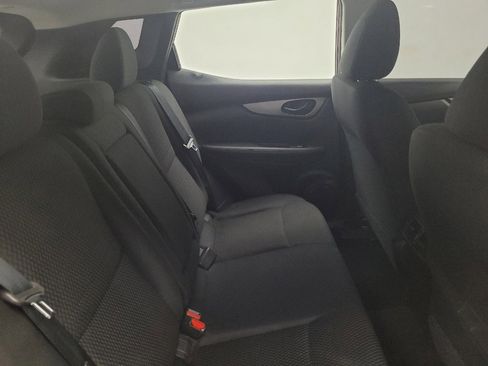 Used 2019 Nissan Rogue Sport S w/ Appearance Package FWD image 19