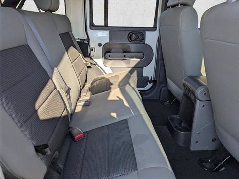 Used 2008 Jeep Wrangler Unlimited X AWD/4WD image 28