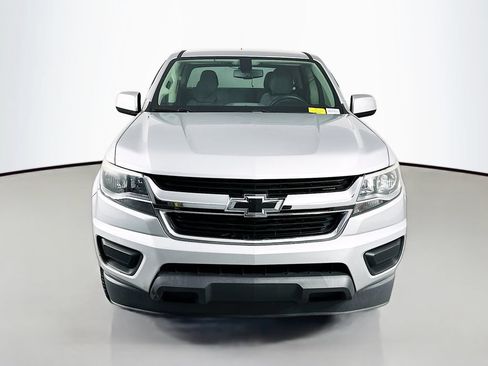 Used 2019 Chevrolet Colorado W/T w/ WT Convenience Package RWD image 2