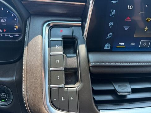 Used 2023 Chevrolet Tahoe LT w/ Luxury Package AWD/4WD image 21