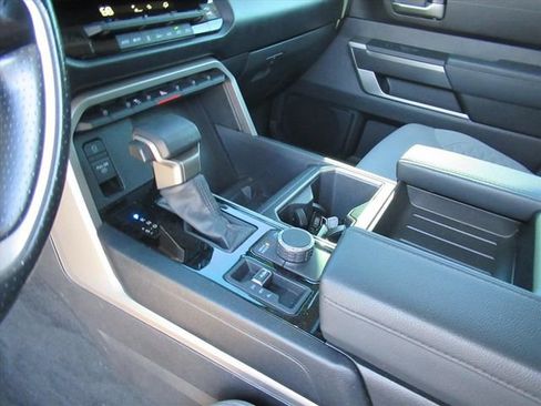 Used 2024 Toyota Tundra SR5 w/ SR5 Convenience Package AWD/4WD image 15