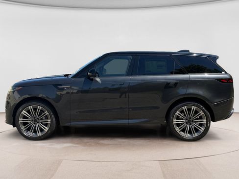 New 2026 Land Rover Range Rover Sport Dynamic SE AWD/4WD image 2