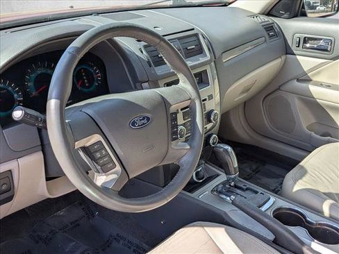 Used 2010 Ford Fusion SEL image 10