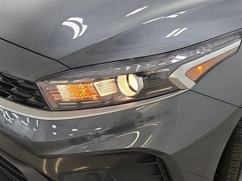 Used 2023 Kia Forte LXS w/ LXS Technology Package image 30