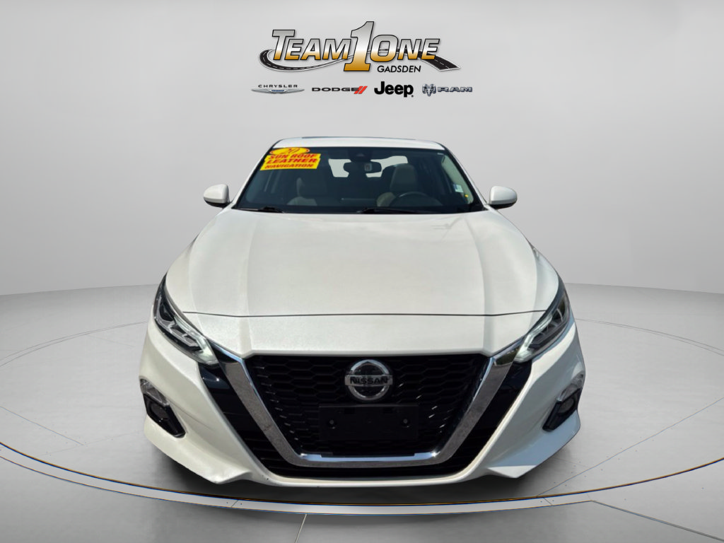 Used 2020 Nissan Altima 2.0 Platinum FWD image 3
