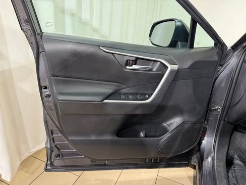 Certified 2025 Toyota RAV4 XLE AWD/4WD image 15