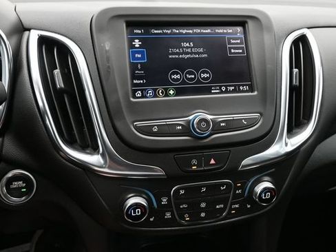 Used 2022 Chevrolet Equinox LT FWD image 42