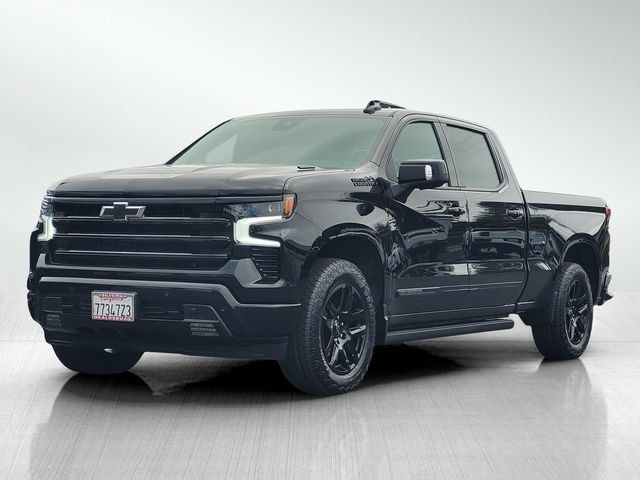 Used 2024 Chevrolet Silverado 1500 High Country w/ Midnight Edition AWD/4WD image 8