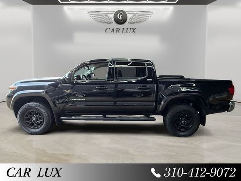 Used 2020 Toyota Tacoma SR5 image 2