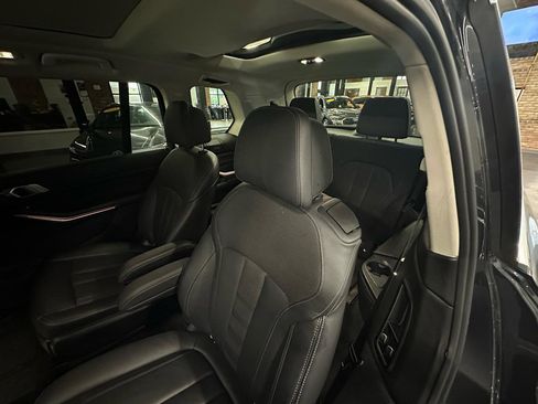 Used 2020 BMW X7 xDrive40i w/ Luxury Seating Package AWD/4WD image 21