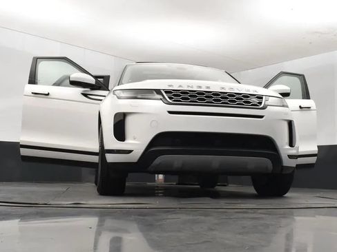 Used 2023 Land Rover Range Rover Evoque S AWD/4WD image 11