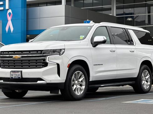 Certified 2023 Chevrolet Suburban Premier image 7