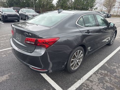 Used 2015 Acura TLX V6 image 3