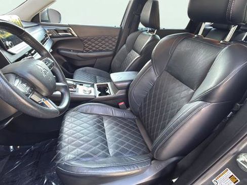Used 2023 Mitsubishi Outlander SEL AWD/4WD image 14