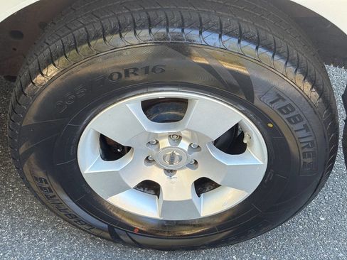 Used 2007 Nissan Pathfinder SE w/ SE Premium Pkg image 13