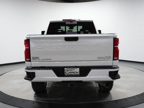 Used 2025 Chevrolet Silverado 2500 High Country w/ High Country Premium Package image 7